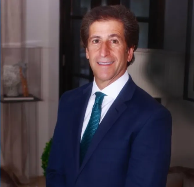 Dr. Ronald Konig